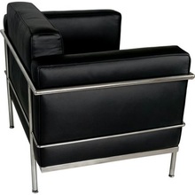 Designerski Fotel skórzany Soft GC czarna skóra D2.Design do salonu i sypialni.