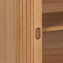 Komoda fornirowana na nóżkach Langley 160x40x80cm dąb Actona