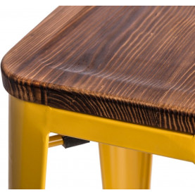 Hoker metalowy z drewnianym siedziskiem Paris Wood 75 żółty/sosna orzech D2.Design do kuchni, restauracji i baru. 2