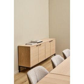 Komoda z frezowanymi frontami na nożach Kensington 180x80cm dąb bielony / czarny Actona