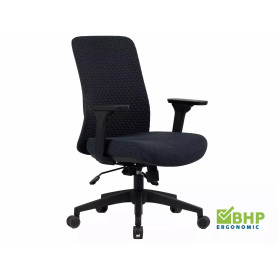 Fotel pracowniczy ergonomiczny z regulacją Q-744 czarny Signal