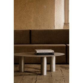 Stolik metalowy o organicznym kształcie Object115 96x57cm aluminium NG Design 2