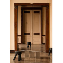 Stolik pomocniczy dębowy designerski Object122 37cm czarny NG Design