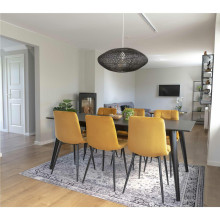 Krzesło welurowe pikowane Middelfart żółty / czarny House Nordic