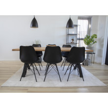 Krzesło z tworzywa z poduszką Oslo czarne House Nordic