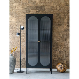 Gablota / witryna na nóżkach ze szklanymi ryflowanymi drzwiami Adelaide 180x80cm czarna House Nordic