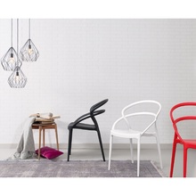 Nowoczesne Krzesło z tworzywa ażurowe PIA białe Siesta do kuchni, jadalni i salonu.