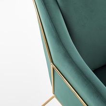Glamour Fotel tapicerowany na złotych nogach Soft III ciemno zielony/złoty Halmar do salonu, sypialni i poczekalni.