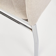 Nowoczesne Krzesło pikowane tapicerowane K309 jasny beżowy Halmar do jadalni, kuchni i salonu.
