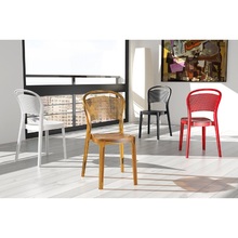 Stylowe Krzesło ażurowe z tworzywa BEE bursztynowe przezroczyste Siesta do salonu, kuchni i restuaracji.