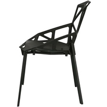 Designerskie Krzesło ażurowe z tworzywa Gap PP czarne Simplet do kuchni, kawiarni i restauracji.