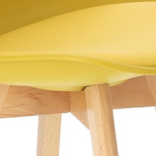 Stylowe Krzesło skandynawskie z poduszką Norden Cross żółty/buk D2.Design do kuchni, salonu i restauracji.