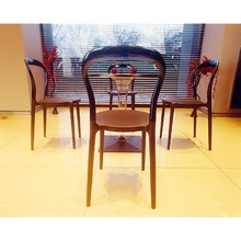 Stylowe Krzesło z tworzywa MR BOBO białe/przezroczyste Siesta do salonu, kuchni i restuaracji.