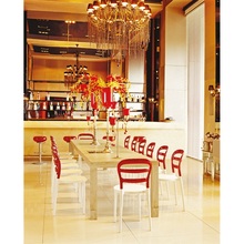 Stylowe Krzesło z tworzywa MISS BIBI białe/czerwone przezroczyste Siesta do salonu, kuchni i restuaracji.