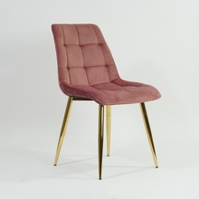 Krzesło welurowe pikowane na złotych nogach Chic Velvet Gold antyczny róż Signal do salonu, kuchni i jadalni.
