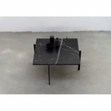 Stolik kwadratowy marmurowy Object019 77 czarny NG Design do salonu