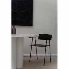Krzesło drewniane designerskie Object044 czarne NG Design do salonu i jadalni
