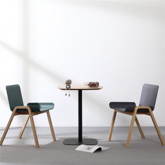 Stół loft Mizo 60x60 dębowo-czarny Intesi - Stylowy i funkcjonalny