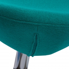 Fotel obrotowy z podnóżkiem Jajo szeroki wełna zielona D2.Design